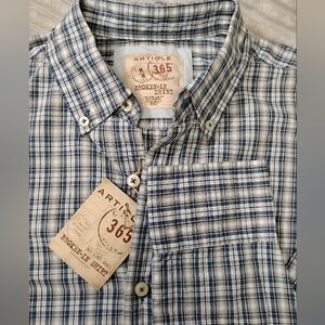 Men's long sleeve button up size medium long sleeve article 365 Casual